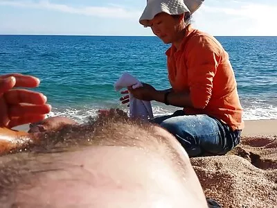 Никой не е гаден толкова добре, порно преведено на български колкото сестрата. .